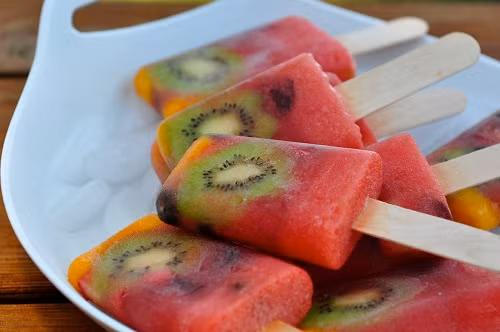 Kem hoa qua bat mat sot xinh xich o Ha Noi