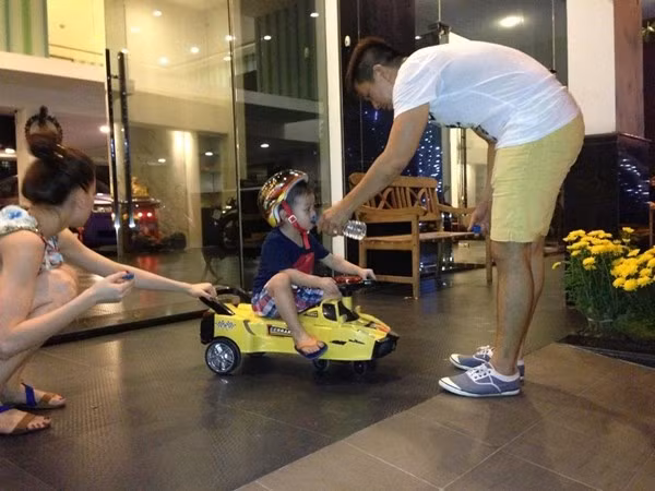 Cậu bé được sống trong căn hộ cao cấp bạc tỷ.