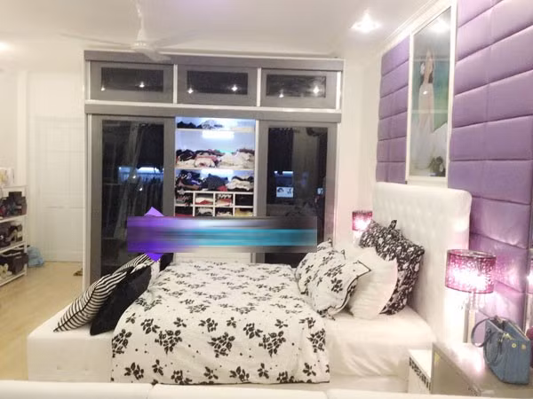 Ngọc Trinh từng chia sẻ đồ nội thất trang trí và nhiều vật dụng được người đẹp cầu kỳ chọn mua từ nước ngoài nên giá thành khá đắt đỏ.