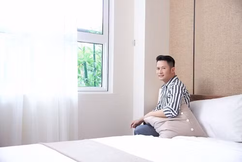 “Đột nhập” phòng ngủ trắng toát nhà sao Việt - Hình 2 “Dot nhap” phong ngu trang toat nha sao Viet-Hinh-2