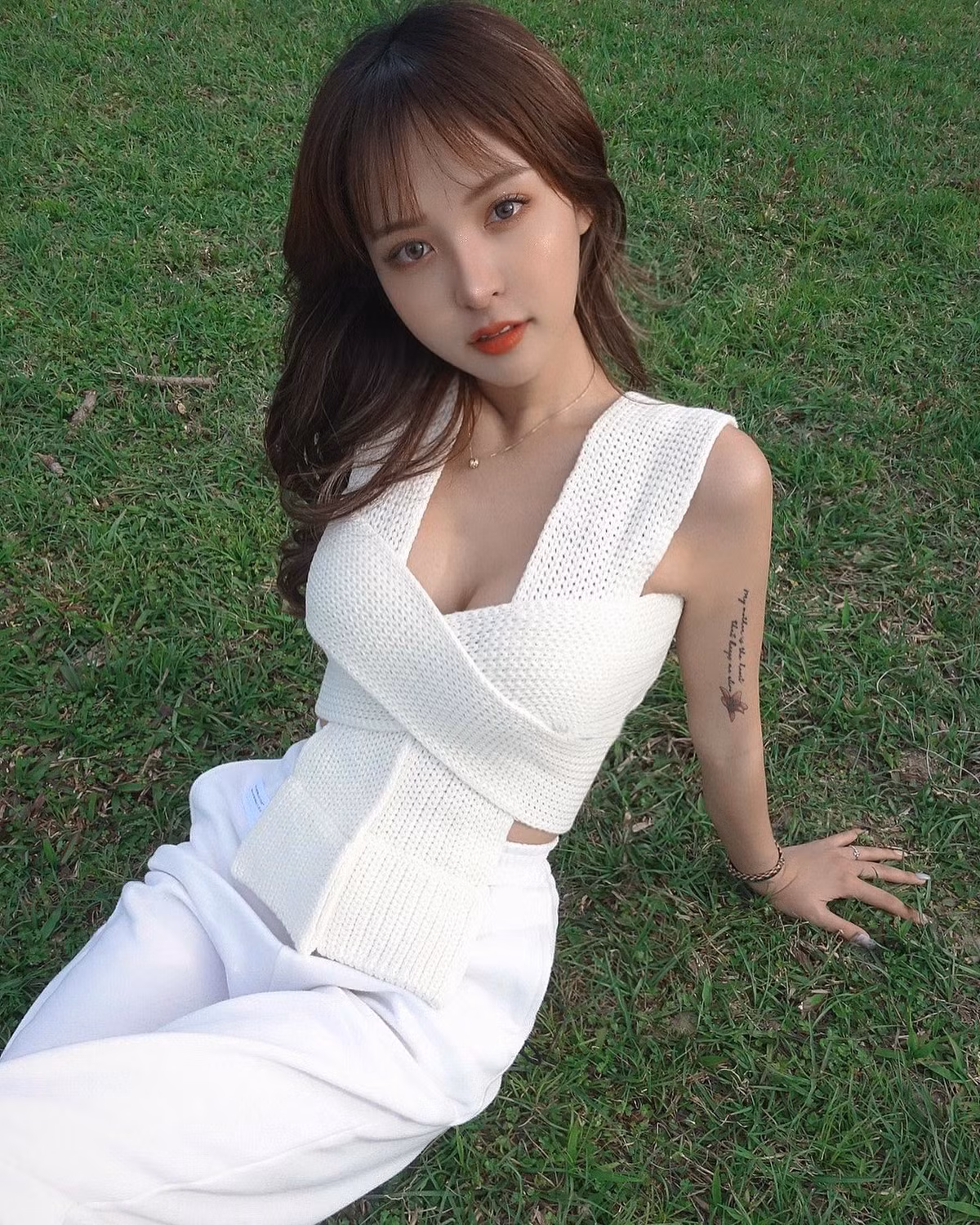 Qua những hình ảnh mà Tiểu U đăng tải trên trang cá nhân, có thể nhận thấy phong cách của cô nàng rất đa dạng, không bó buộc.