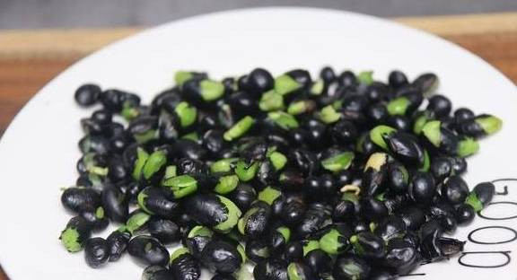 Nếu muốn cải thiện cơ thể, bạn nên dùng loại canh này 2 - 3 lần/tuần, liên tục trong khoảng 2 tuần, chắc chắn sẽ nhận rõ sự khác biệt, ngủ ngon, cả người sảng khoái.