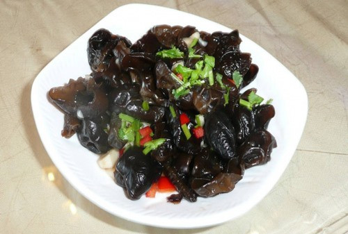 An loai nam nay de qua dem, nguoi phu nu suyt mat mang