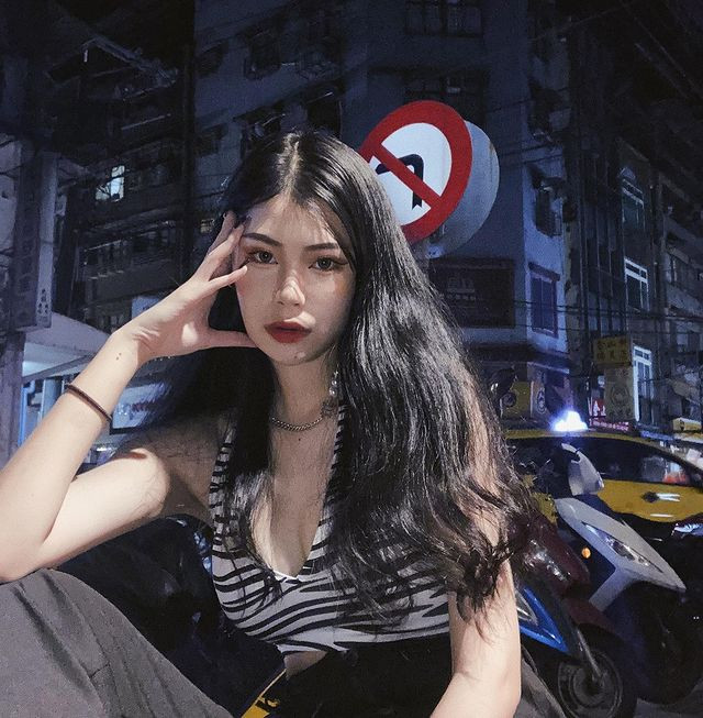 Đa số mọi người đều chỉ trích Phan Phan là không biết xấu hổ, để nổi tiếng hơn mà không từ bất cứ chiêu trò gì.