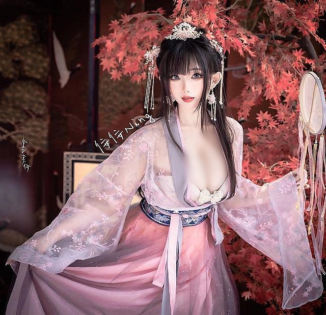 Tất cả những bức ảnh đều được chau chuốt kỹ càng, thu về hàng trăm ngàn lượt yêu thích, chia sẻ.