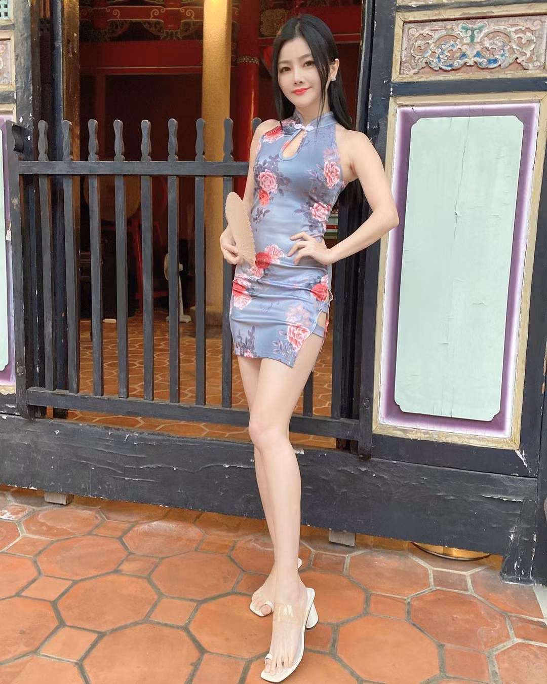 Được cộng đồng mạng biết đến khi bán các món kho, thời gian mới nổi tiếng, Tiểu Đào Tử còn được gọi là "tiểu muội đồ kho".