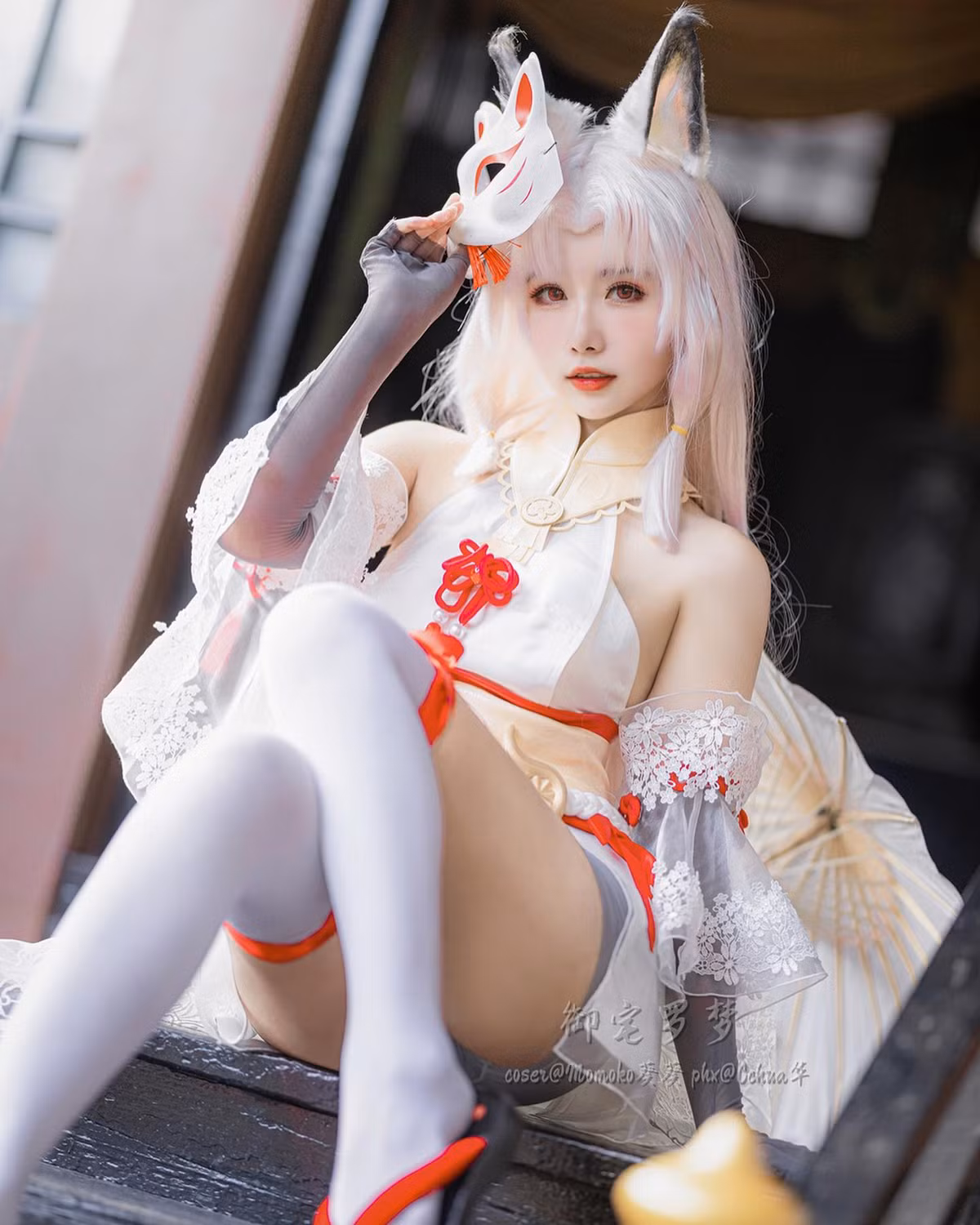 Đáng nói, không chỉ có vẻ ngoài giống, thần thái nhân vật cũng được hot girl bắt chước không sai chút nào.