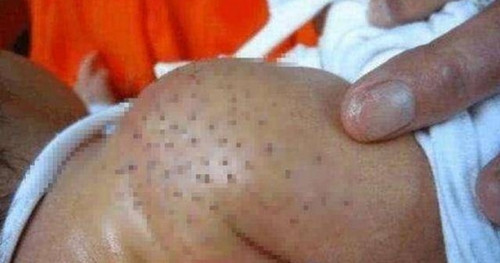 Gui con ve que cho me chong cham, con dau hoi han vi dieu nay