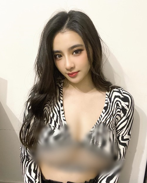 Khi được hỏi về bí quyết giảm cân, Điền Điềm cho biết, cô nàng luyện tập chăm chỉ và dừng việc ăn đêm.