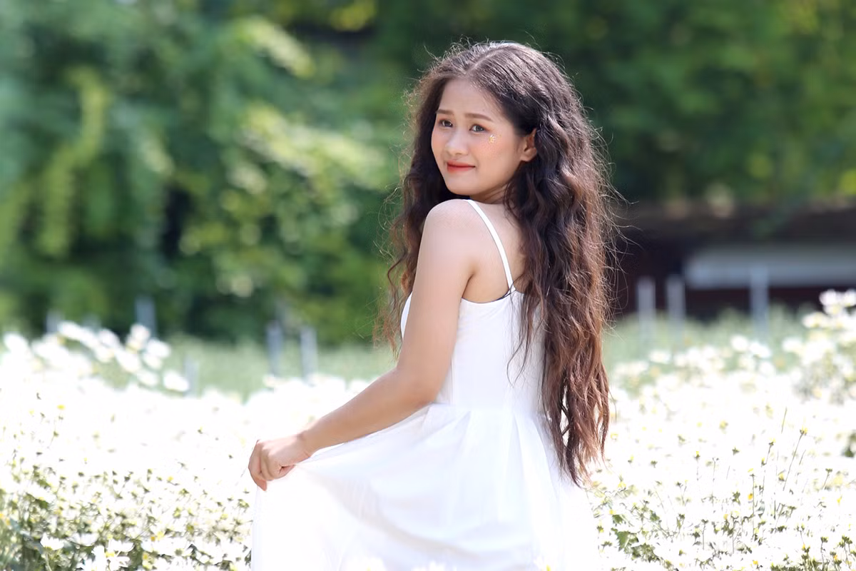 Cuc hoa mi dau mua dep nhu tien canh, chi em hao huc 'di san'-Hinh-7