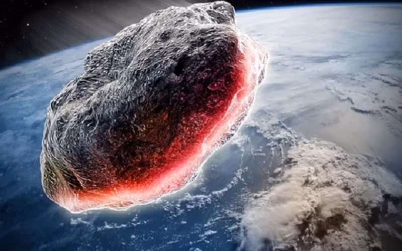 Theo tính toán của các chuyên gia NASA, tiểu hành tinh Bennu đến gần Trái Đất vào ngày 24/9/2182 và nó có 0,037% (1/2.700) khả năng đâm vào hành tinh xanh. Tiểu hành tinh giàu carbon này được cho là vỡ ra từ thiên thể lớn hơn từ 700 triệu đến 2 tỷ năm trước. Nếu Bennu va chạm với Trái Đất thì nó sẽ có thể giải phóng năng lượng tương đương 1,4 tỷ tấn thuốc nổ TNT và gây hậu quả kinh hoàng.