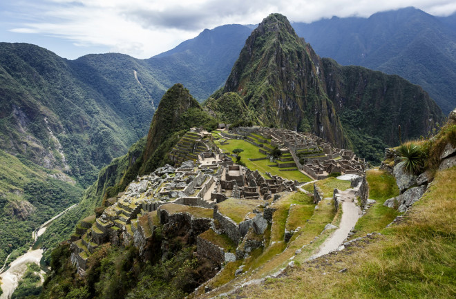 Một thành tựu để đời của đế chế Inca đó là nền văn minh cổ xưa này đã xây dựng một hệ thống đường với tổng chiều dài gần 23.000 km (hơn 1/2 chiều dài đường xích đạo).