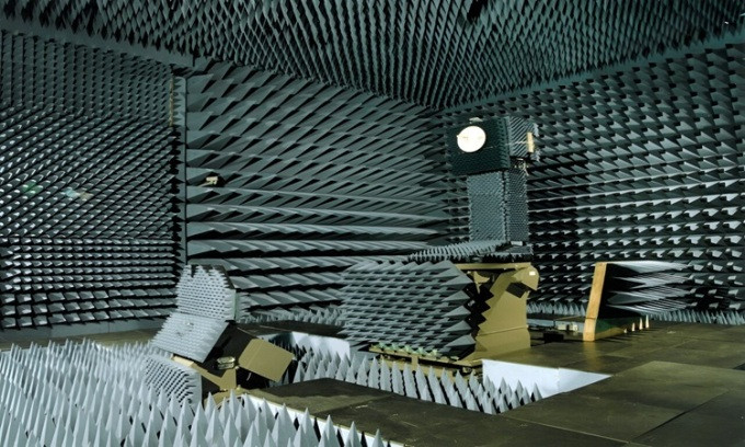 Nằm ở Trung tâm bay vũ trụ Goddard tại Greenbelt, Maryland, Phòng không tiếng vọng điện từ Goddard (GEMAC) của NASA đóng vai trò thử nghiệm ăngten trong hơn 50 năm qua.