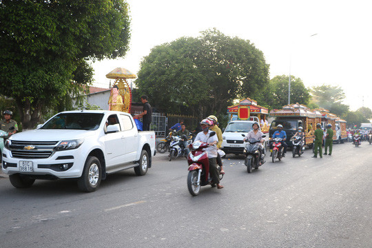 Khởi tố vụ án thảm sát ba mẹ con bà cháu ở Bình Dương - Hình 2 Khoi to vu an tham sat ba me con ba chau o Binh Duong-Hinh-2