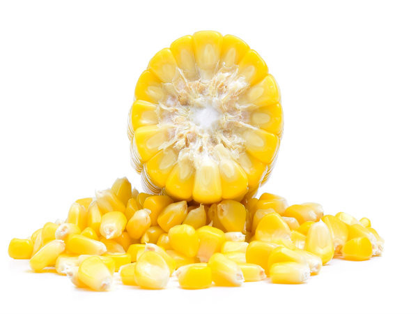 Hàm lượng vitamin A, vitamin B2, sắt và kẽm trong ngô cũng tương đối cao, có tác dụng tăng cường cảm giác no, đồng thời bổ sung năng lượng cho cơ thể.