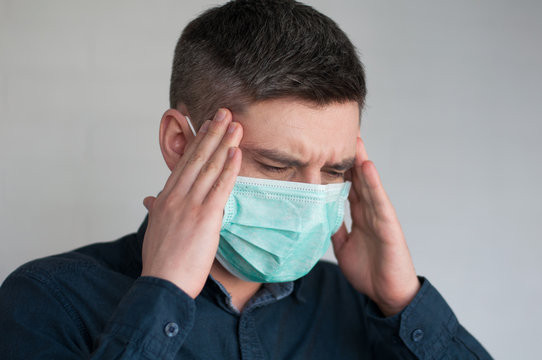 Đau đầu. Nhiều người xem đau đầu là vấn đề nhỏ, chỉ cần nghỉ ngơi là tình trạng cải thiện. Vậy nhưng, đau đầu đôi khi là dấu hiệu cảnh báo bệnh hiểm như đột quỵ.