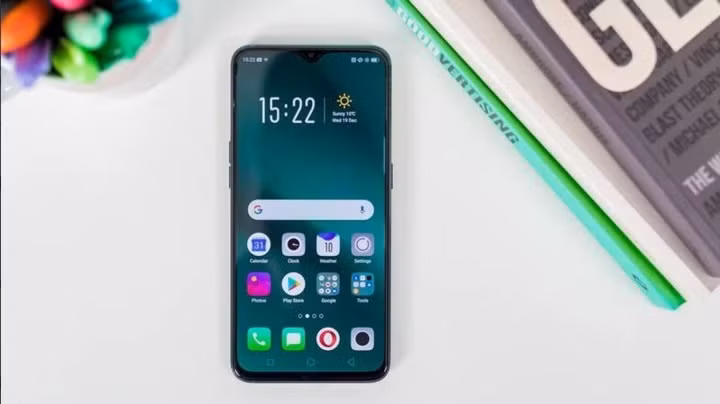 6. Oppo RX17 Pro có thời lượng pin vượt trội cùng với khả năng sạc nhanh đáng nể.