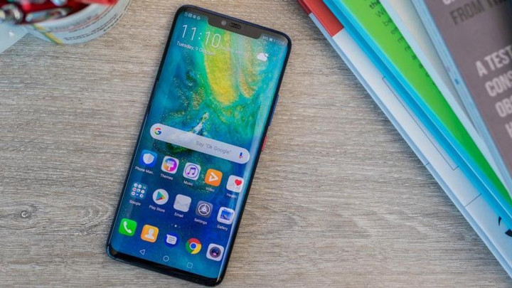 1. Huawei Mate 20 Pro đứng đầu danh sách với thời lượng pin lên đến 11h35 với kích thước pin 4200 mAh.