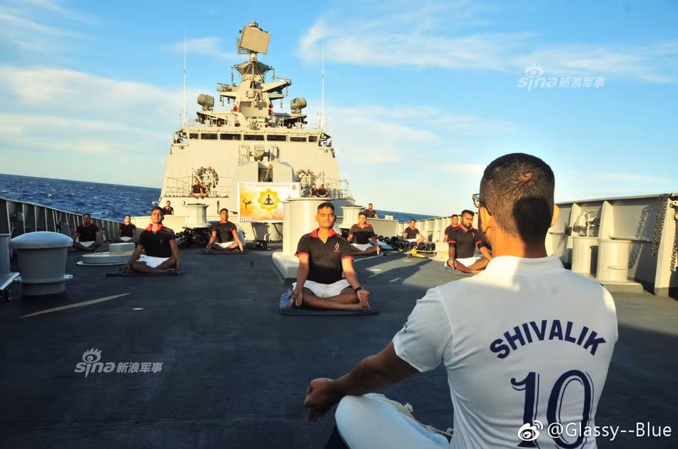 Yoga là một phương pháp luyện tâm và luyện thân cổ xưa bắt nguồn từ Ấn Độ. Có thể coi đây là một trong những "quốc hồn quốc quý" của người Ấn Độ. Nguồn ảnh: Glassy.