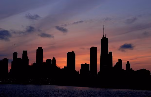 Đây sẽ là thứ vũ khí cực kỳ hữu hiệu, không tàn phá cơ sở vật chất của đối phương nhưng sẽ khiến đối phương bị điếc, bị mù trong một khoảng thời gian rất dài trước khi kẻ địch có thể thay thế được các thiết bị hỏng hóc bằng các thiết bị mới. Nguồn ảnh: Prepper.