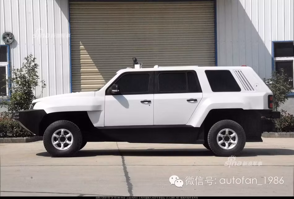 Khả năng di chuyển vượt địa hình của những chiếc xe lội nước này vẫn gần như được giữ nguyên hoặc thậm chí vượt trội hơn so với những chiếc SUV thông thường do gầm của những chiếc xe này thường cao hơn gầm của những chiếc xe hơi thông thường. Nguồn ảnh: Sina.