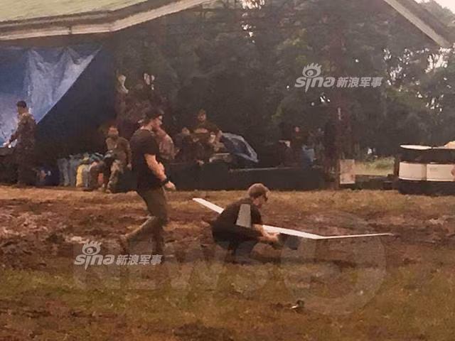 Các đặc nhiệm Mỹ đã tới Philippines từ cuối tuần vừa rồi để tham gia cuộc chiến chống IS hỗ trợ lực lượng quân chính phủ tại đây. Cuộc chiến tưởng chừng như sẽ diễn ra một cách chóng vánh nay đã có nguy cơ bị kéo dài và biến thành một cuộc chiến tranh không quy ước. Nguồn ảnh: Sina.