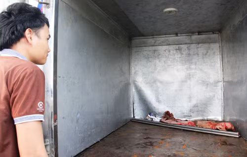 Tai xe xe qua tai bi buoc quay dau tren cao toc HLD-Hinh-6