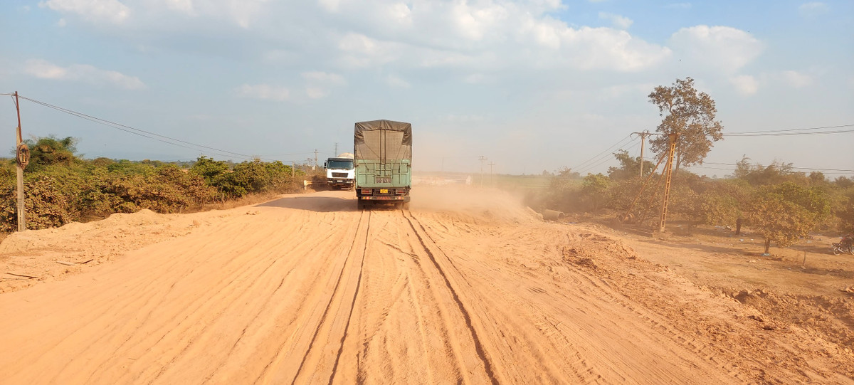 Theo quyết định, nhà thầu trúng thầu là Liên danh Công ty CP Xây dựng Đắk Lắk – Công ty TNHH Xây dựng Phú Thịnh, giá trúng thầu 83.335.076.000 đồng (đã bao gồm thuế VAT); loại hợp đồng: Theo đơn giá điều chỉnh; thời gian thực hiện hợp đồng: 720 ngày.