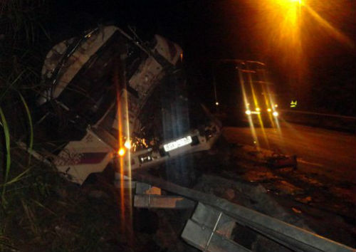 Lien tuc tai nan trong ham Hai Van-Hinh-6