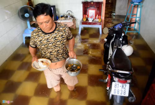 Hem o Sai Gon 20 gio chim trong nuoc ban sau bao-Hinh-11