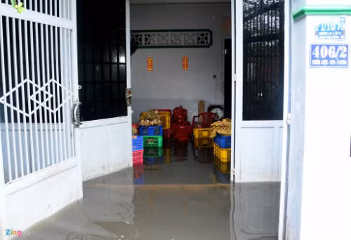 Hem o Sai Gon 20 gio chim trong nuoc ban sau bao-Hinh-8