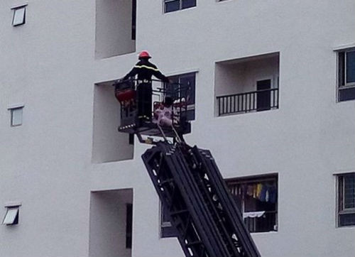 Lien tiep xay ra tai nan chung cu o Linh Dam