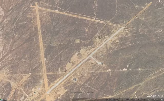 Lop Nur nằm trên “Con đường tơ lụa” cổ đại và được đồn là “tam giác quỷ” của châu Á.