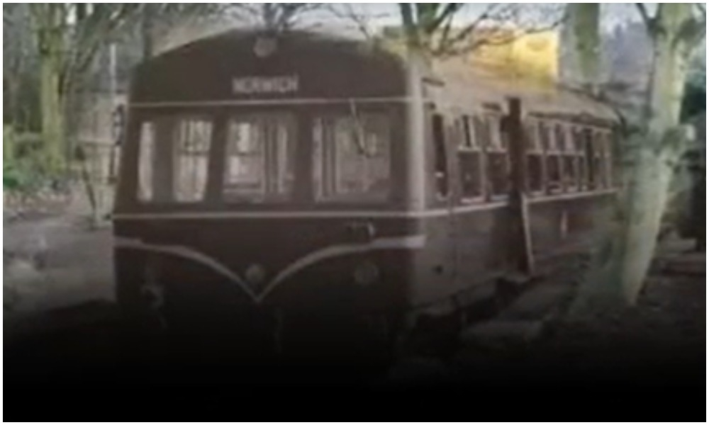 Năm 2009, chuyến tàu xuất hiện trở lại ở Ukraine. Sĩ quan cảnh sát Schuster chứng kiến đoàn tàu và một kẻ trộm xe nhảy lên tàu, nhưng sau đó chuyến tàu lại biến mất một cách bí ẩn. Một nhân viên đường sắt cảnh báo Schuster rằng nếu anh lên chuyến tàu đó, anh sẽ không thể xuống được nữa.