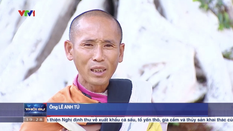 Ong Thich Minh Tue xuat hien tren VTV1 sau 1 tuan an tu
