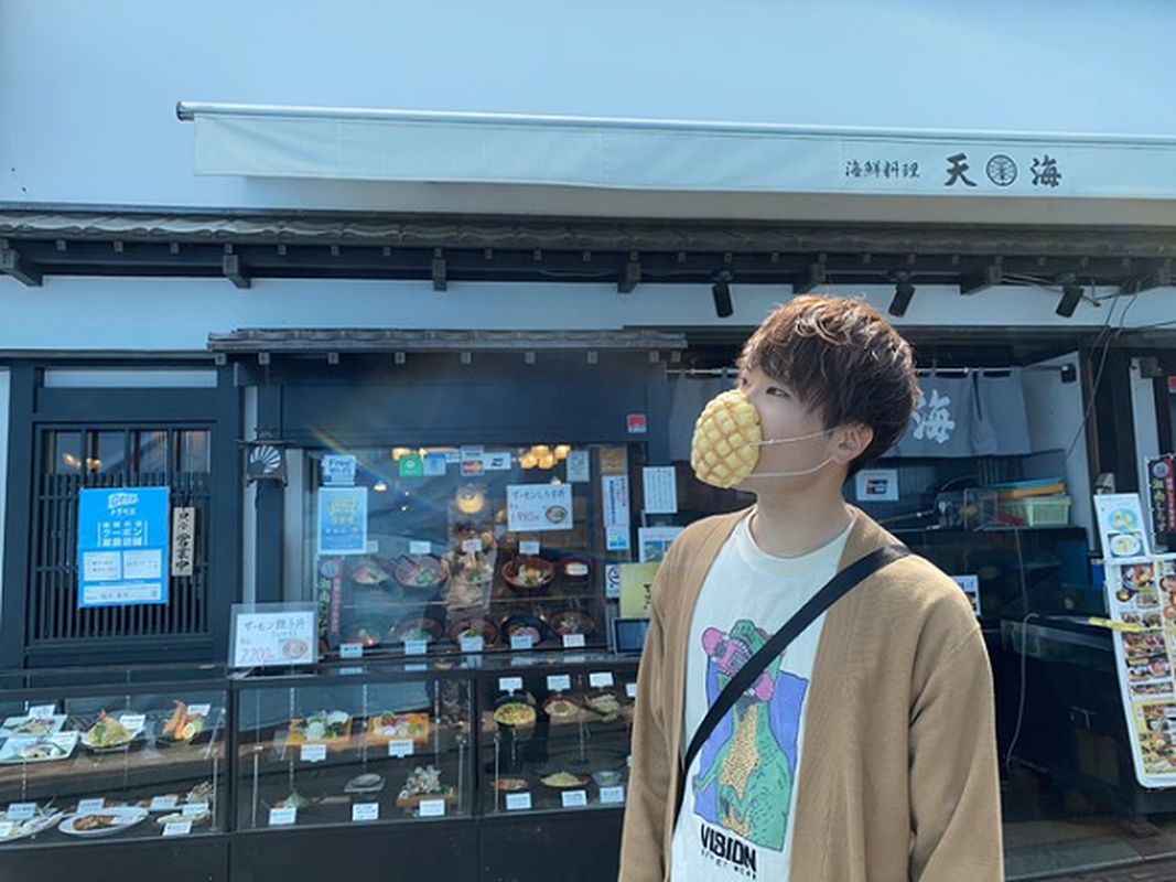 Mặc dù mang tính giải trí cao, Mask Pan không bỏ qua vấn đề an toàn. Theo một thử nghiệm về hiệu suất được thực hiện bởi Phòng thí nghiệm Unitika Textileech, một tổ chức thử nghiệm bên thứ ba, Mask Pan cho thấy hiệu suất ngăn giọt bắn tốt ngang bằng hoặc thậm chí tốt hơn các loại khẩu trang bán trên thị trường. Điều này giúp Mask Pan vừa đảm bảo tính thẩm mỹ và sáng tạo, vừa giữ vững chức năng bảo vệ sức khỏe.