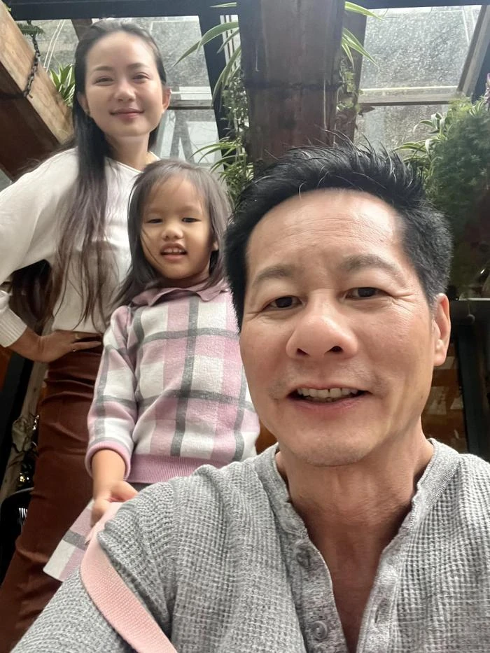 Phan Nhu Thao va chong doanh nhan: Hon nhan vien man, hanh phuc