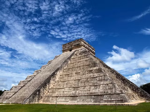 Mặc dù vậy, những khám phá này đã góp phần làm sáng tỏ thêm về vai trò và vị thế của phụ nữ trong xã hội Maya cổ đại, cho thấy họ không chỉ là những người giữ gìn nếp nhà mà còn có thể là những chiến binh và người cai trị đầy quyền lực.