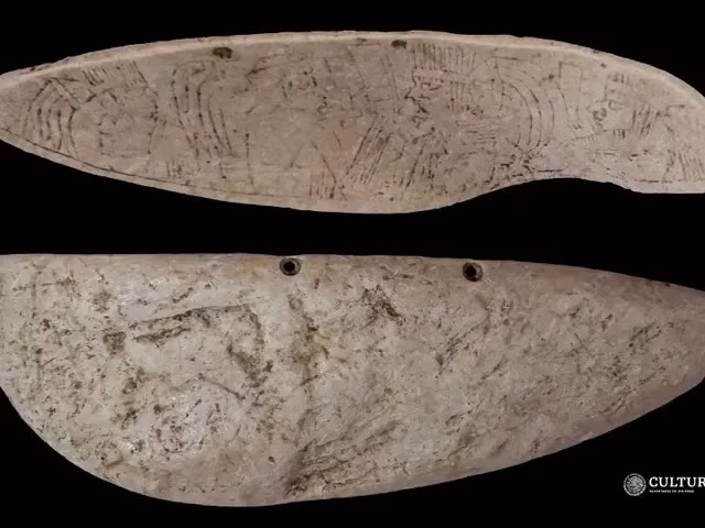 Trái với tưởng tượng về những nam chiến binh Maya dũng mãnh, đứng đầu bởi một vị "hoàng đế mặt trời", văn tự rời rạc trên những mảnh đá vụn vỡ nhắc đến một "Lady Yopaat" hay "Lady K’awiil Ajaw". Vị nữ hoàng này đã cai trị suốt 40 năm đầu thế kỷ thứ 7 và là một chiến binh được tôn thờ.