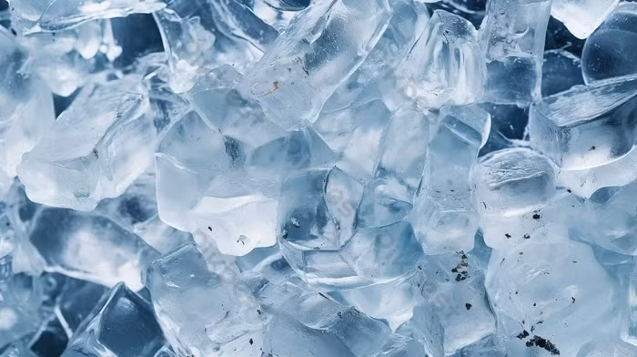 Các nhà khoa học đã phát hiện rằng ngay cả ở nhiệt độ dưới mức đóng băng, bề mặt băng vẫn có một lớp mỏng hoạt động như chất lỏng, khiến băng trở nên trơn trượt.