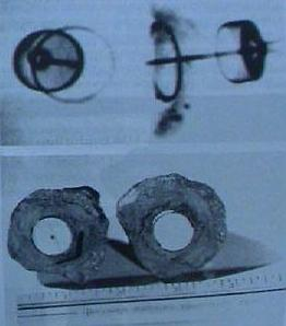 3. Bugi nửa triệu tuổi: Một chiếc bugi được phát hiện trong một cục đá nửa triệu năm tuổi, đặt ra ba giả thuyết: nền văn minh tiên tiến cổ đại, người ngoài hành tinh, hoặc người du hành thời gian từ tương lai. Chiếc bugi này sau đó đã biến mất.