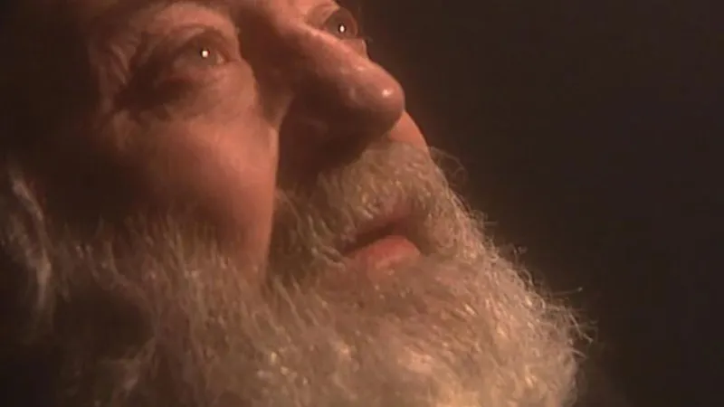 Những sự kiện lớn mà ông dự đoán đúng bao gồm Cách mạng Pháp, Chiến tranh thế giới thứ I và II, cái chết của Napoleon, Hitler, Công nương Diana và thậm chí cả thành tựu của tàu Apollo.