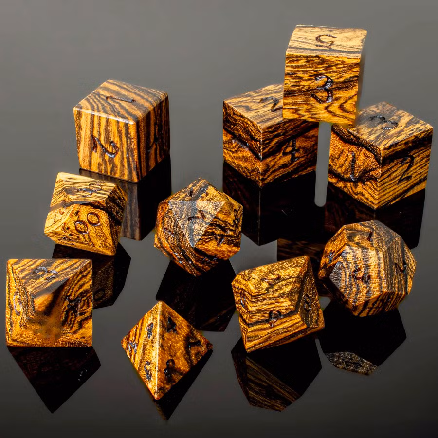 5. Bocote: Có vân gỗ đẹp, màu sắc từ nâu sáng đến đen, thơm, thường dùng sản xuất nhạc cụ, đồ nội thất, tinh dầu, giá khoảng 30 USD/30cm.