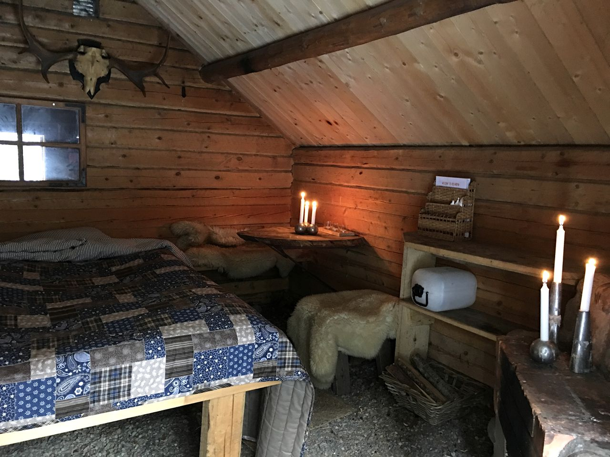 Dù cuộc sống ở đây không tiện nghi như các khách sạn thông thường, nhưng lại mang đến trải nghiệm trở về với thiên nhiên, hoàn toàn yên bình và tĩnh lặng. Bạn có muốn thử trải nghiệm loại hình khách sạn độc đáo này?