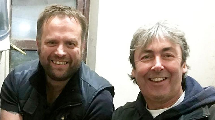 Một đồng xu được định giá lên tới 5.000 bảng Anh và một số khác có giá trị đến 3.000 bảng Anh. Đây được cho là kho báu lớn nhất được tìm thấy ở Ireland và được ước tính có giá trị ít nhất 100.000 bảng Anh (hơn 3 tỷ đồng). Sau khi tìm thấy, Paul Raynard chia đều phần thưởng cho người chủ đất.