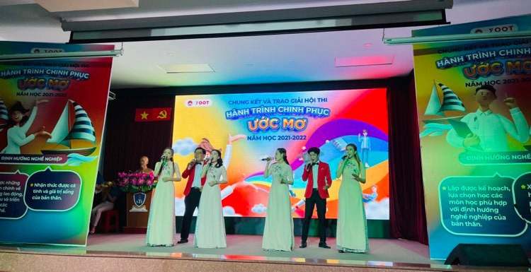 Chung ket hoi thi Hanh trinh chinh phuc uoc mo nam hoc 2021-2022