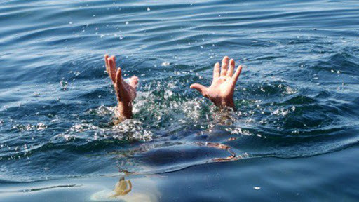  2. Ba học sinh Lai Châu đuối nước trước ngày khai giảng: Ngày 5/9, UBND xã Bình Lư, huyện Tam Đường, tỉnh Lai Châu xác nhận, khoảng 13h chiều qua (4/9), tại khu vực cầu treo suối Nậm Dê, thuộc địa phận bản Nà Hum và Pa Pe xảy ra vụ đuối nước thương tâm khiến 3 cháu nhỏ tử vong. Nạn nhân là các cháu T.V.P, sinh 2012, L.V.T, sinh 2014 cùng ở bản Pa Pe và L.V.T, sinh 2014, ở bản Nà Hum, xã Bình Lư, huyện Tam Đường.