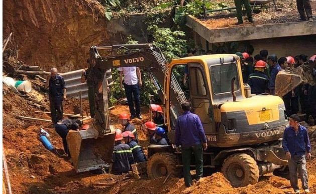 Sap cong trinh o Phu Tho: 4 nguoi tien luong dang rat xau