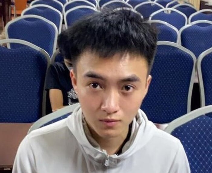  7. "Tú ông" 22 tuổi môi giới cho 2 người phụ nữ U30 bán dâm: Ngày 2/9, CQĐT Công an quận Ngô Quyền, Hải Phòng đang tạm giữ hình sự đối với Trần Đức Mạnh (SN 1998, trú tại xã An Lư, huyện Thủy Nguyên, Hải Phòng), để điều tra về hành vi môi giới mại dâm. Hai cô gái bán dâm gồm: N.T.T (SN 1992, trú tại TP. Hải Dương) và C.T.M (SN 1989, trú tại Lạng Sơn). 