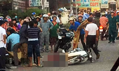 Bat tam giam tai xe xe tai tong chet thai phu va be gai